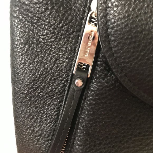 Original Michael Kors Faux Leather Backpack - Picture 2 of 6